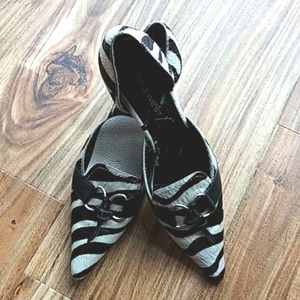 VINTAGE NINE WEST Zebra pumps